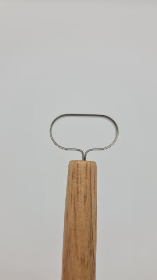 Handle making pulling tool