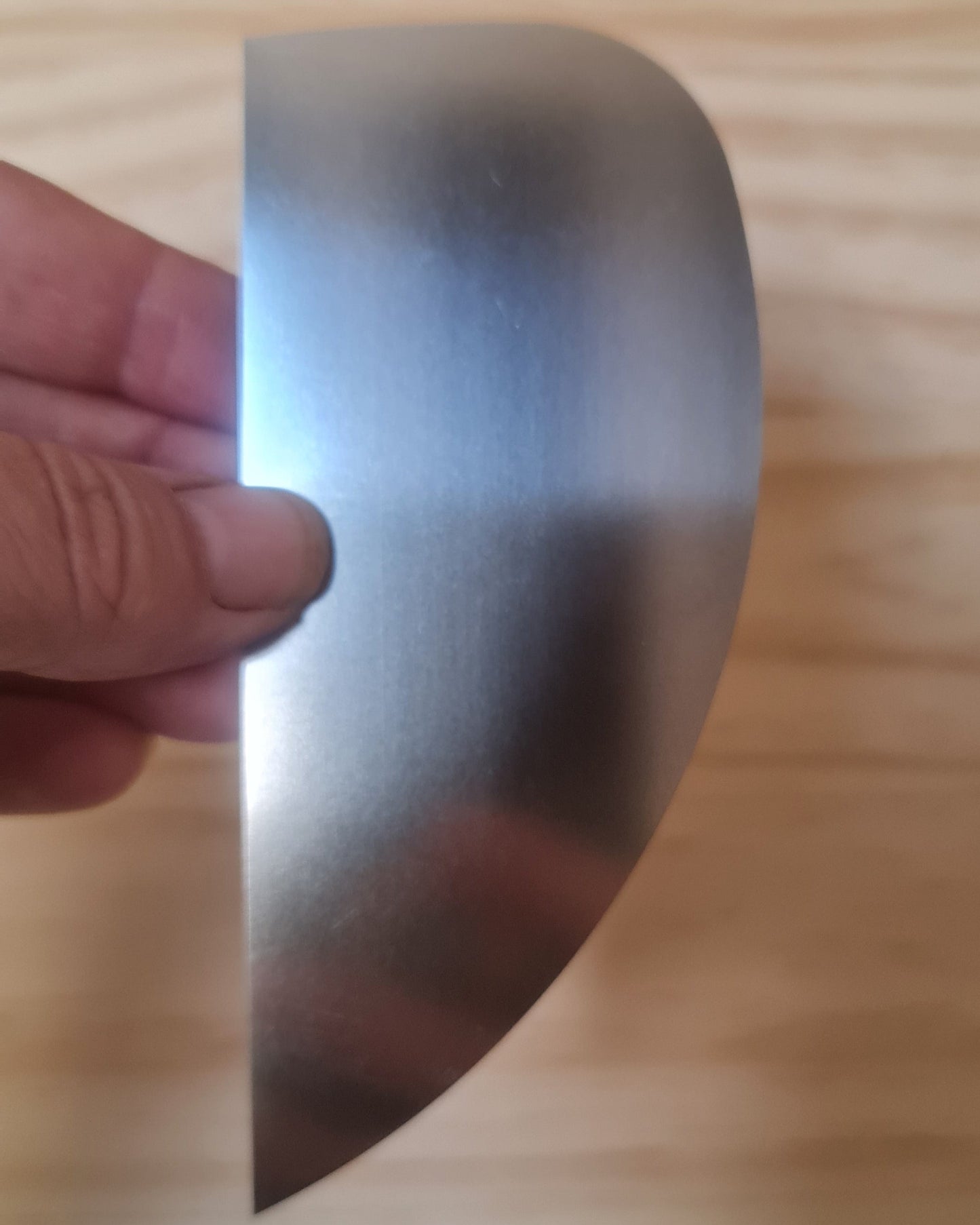 Curved/Crescent Flexible Metal kidney