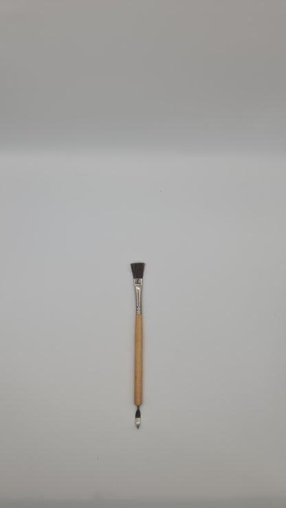 Clean Up Tool With Brush